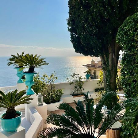 Les Lilas Roquebrune-Cap-Martin Buitenkant foto
