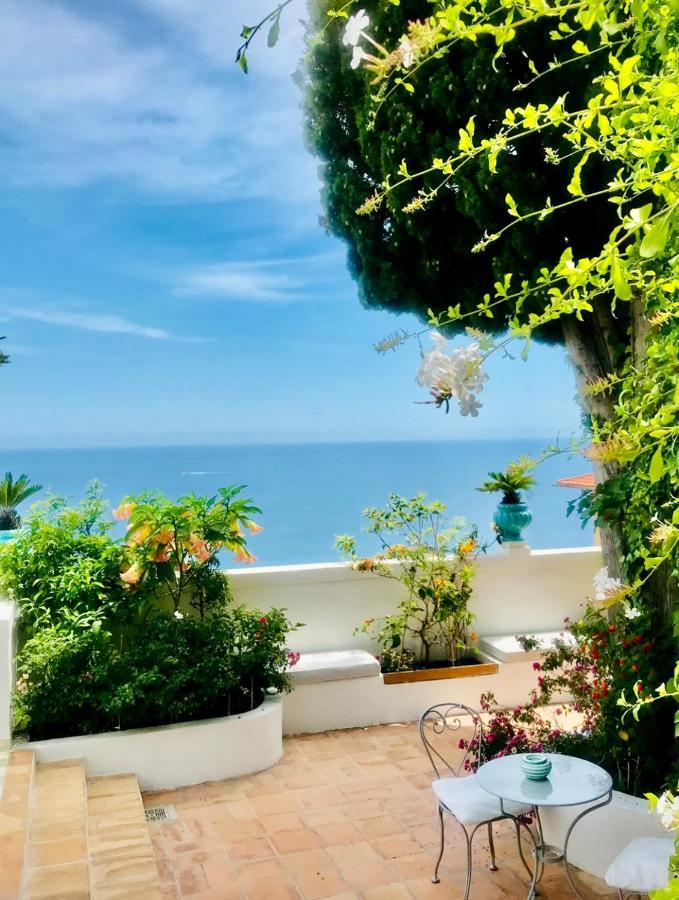 Les Lilas Roquebrune-Cap-Martin Buitenkant foto